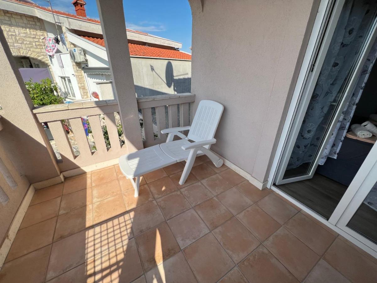 Apartments Villa Zdrava Trogir Exterior foto
