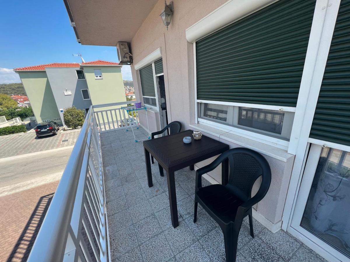 Apartments Villa Zdrava Trogir Exterior foto