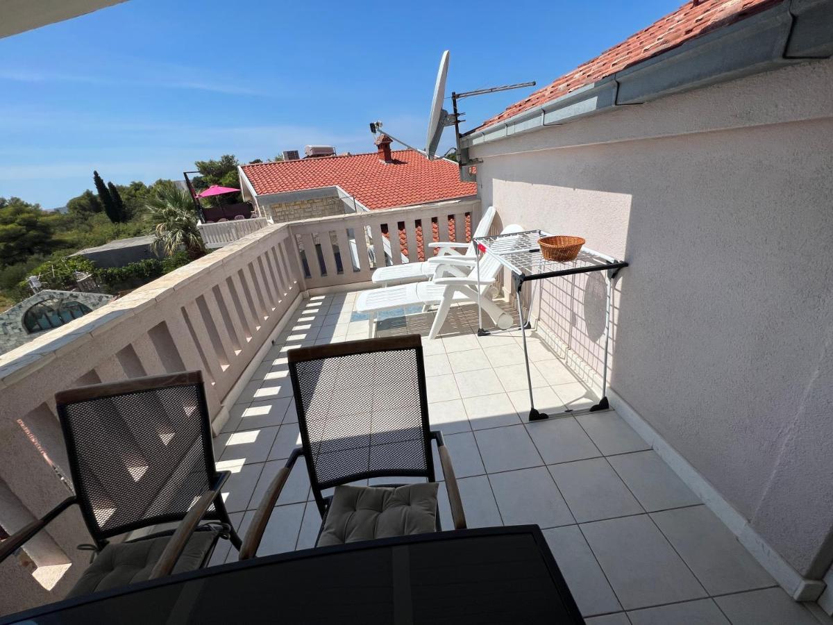 Apartments Villa Zdrava Trogir Exterior foto
