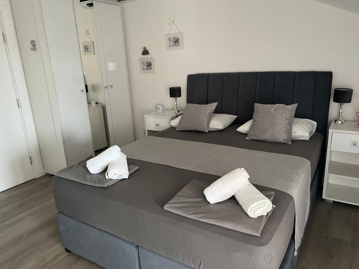 Apartments Villa Zdrava Trogir Exterior foto